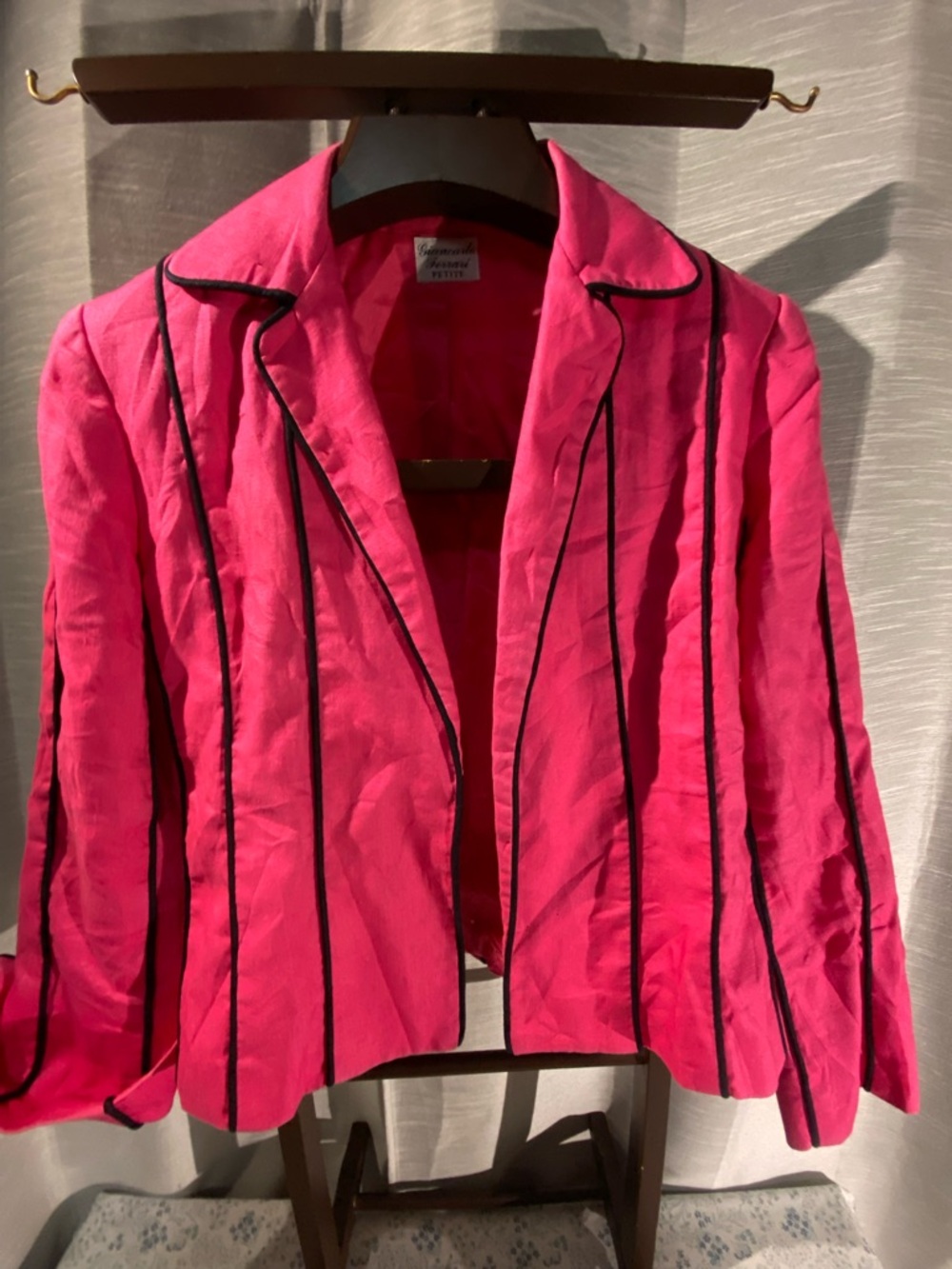 Fenn Wright Manson Hot Pink Blazer with Black Piping